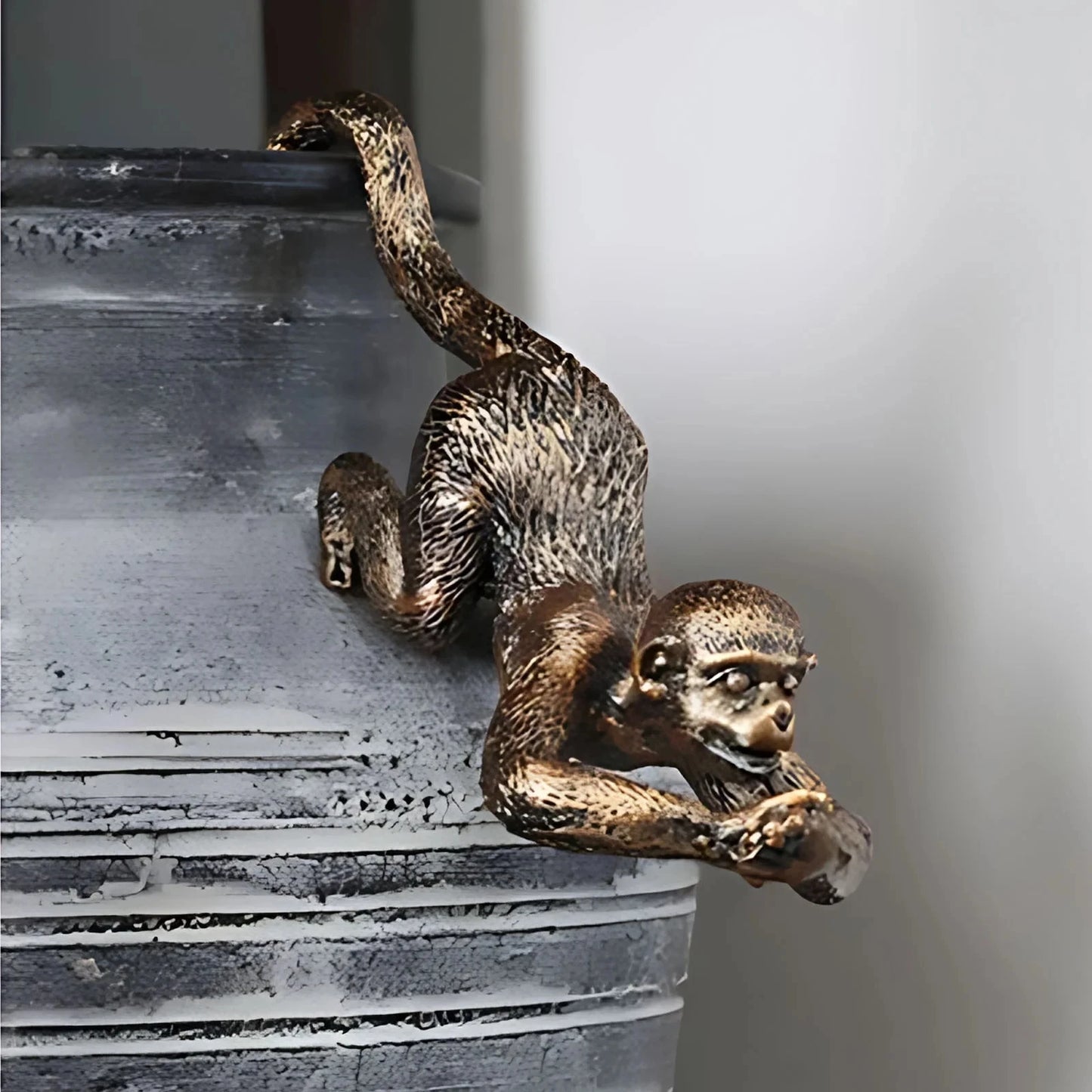 Monkey Pot Hanger