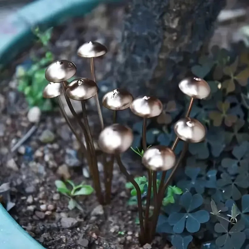 Metal Mushroom Plant Stakes